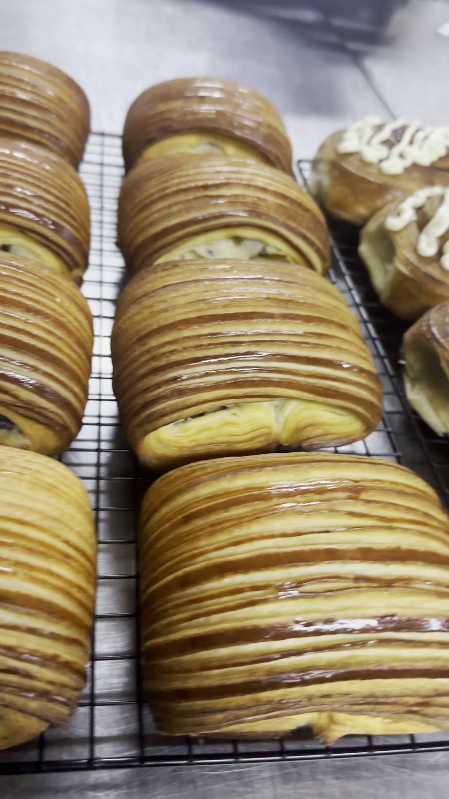Capas de un pain au chocolat